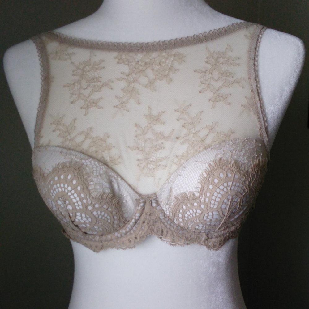 Gorgeous Victoria's Secret Dream Angels Bra